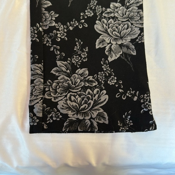 Chico’s Pants size 2.5 (US size 14) - Picture 3 of 6